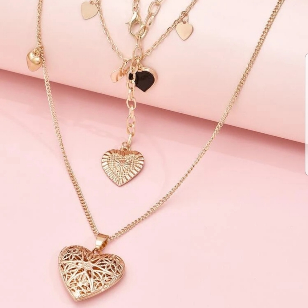*Amora* Heart and Locket Necklace - Picture 2 of 4